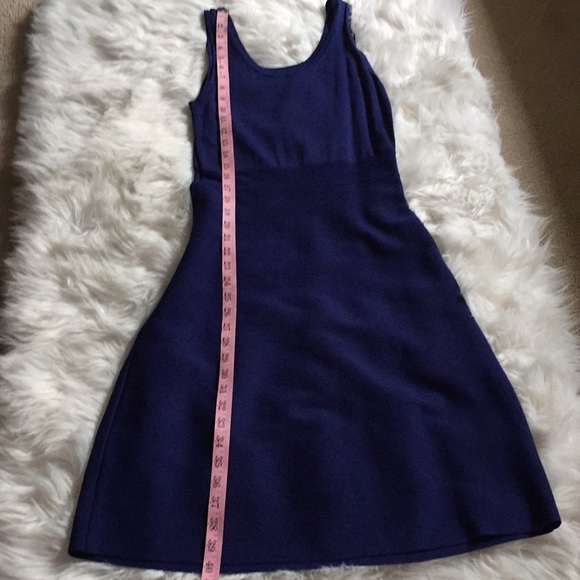 Dress - Picture 3 of 5